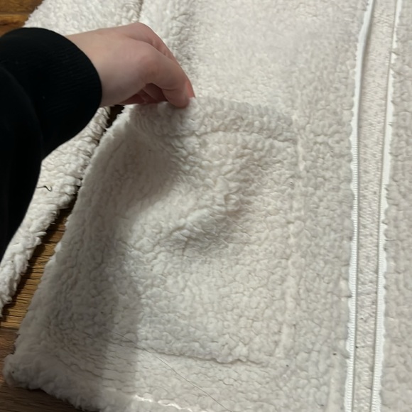 vest - Picture 3 of 4